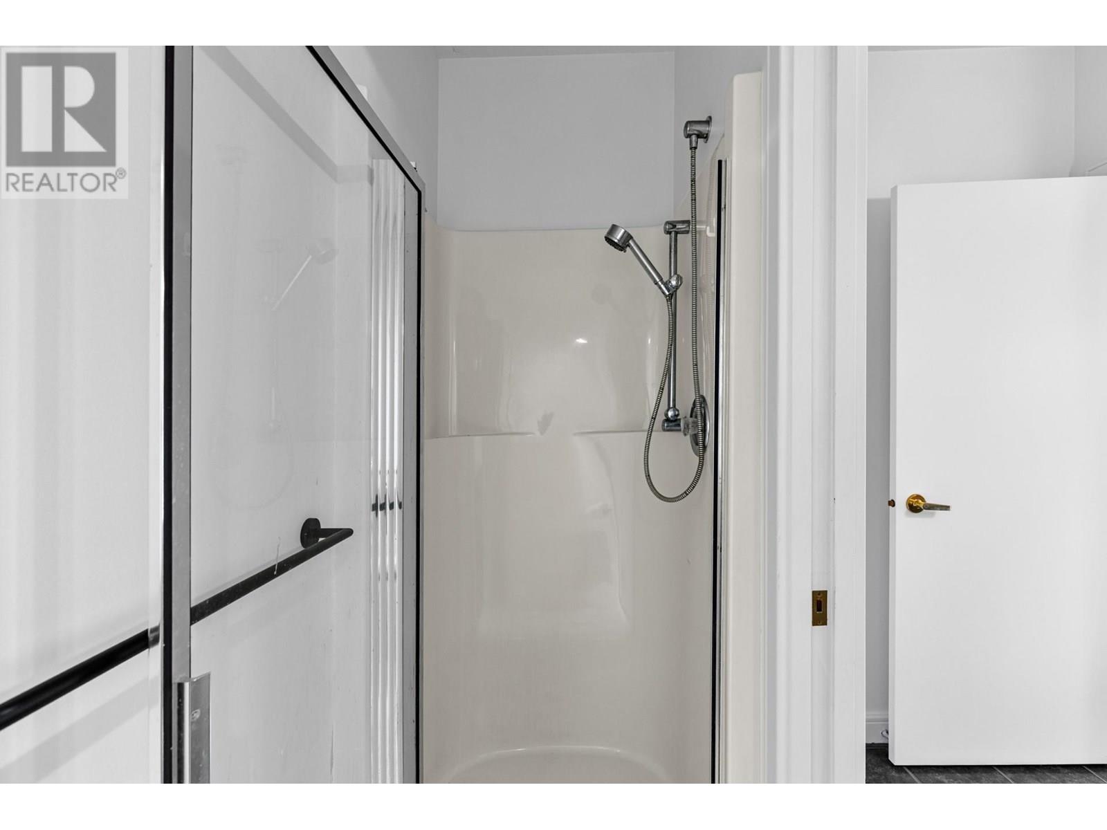 3784 Inglis Place, Peachland, British Columbia  V0H 1X2 - Photo 34 - 10353122