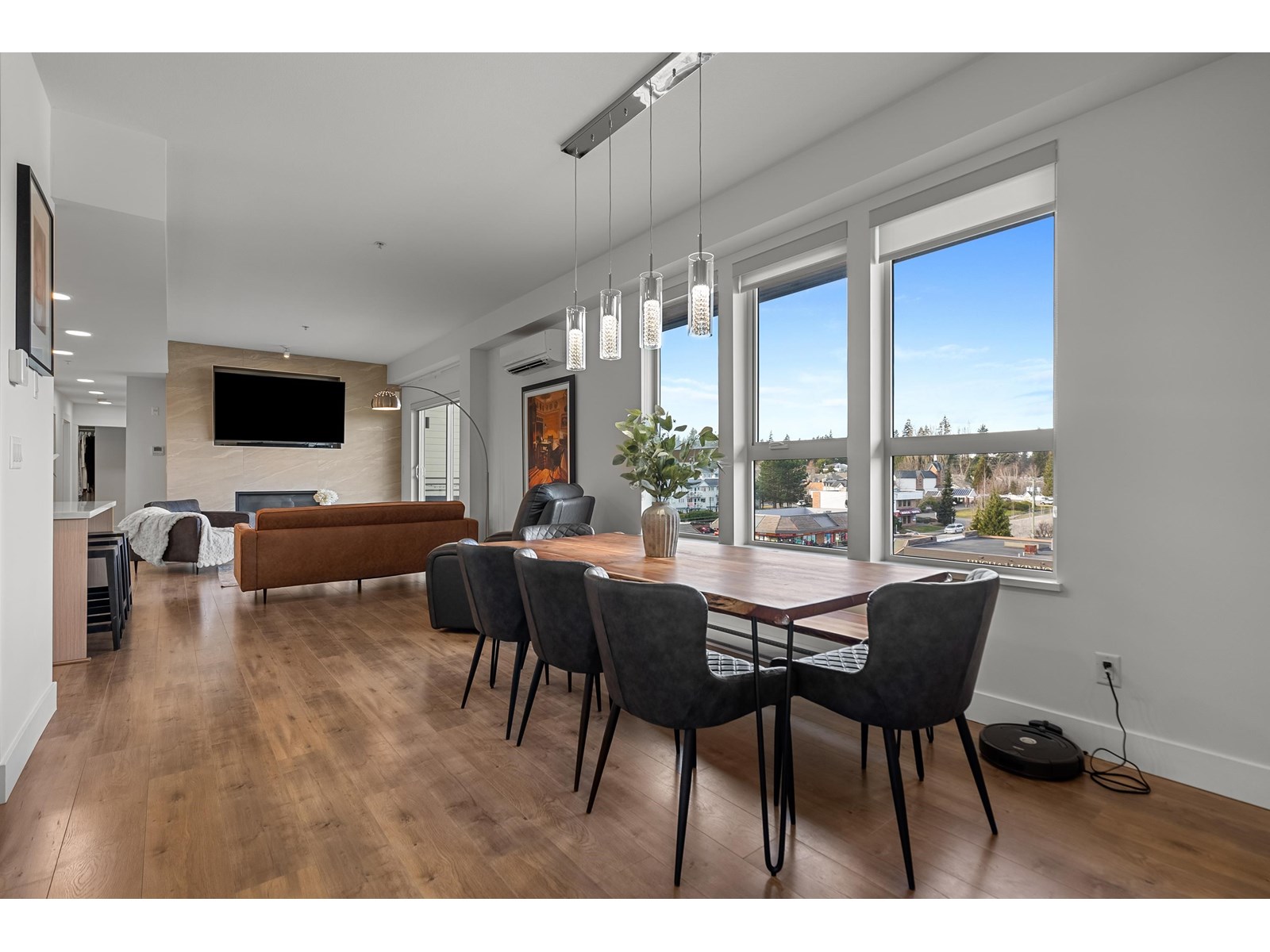 Listing Picture 9 of 40 : 501 14022 NORTH BLUFF ROAD, White Rock - 魯藝地產 Yvonne Lu Group - MLS Medallion Club Member