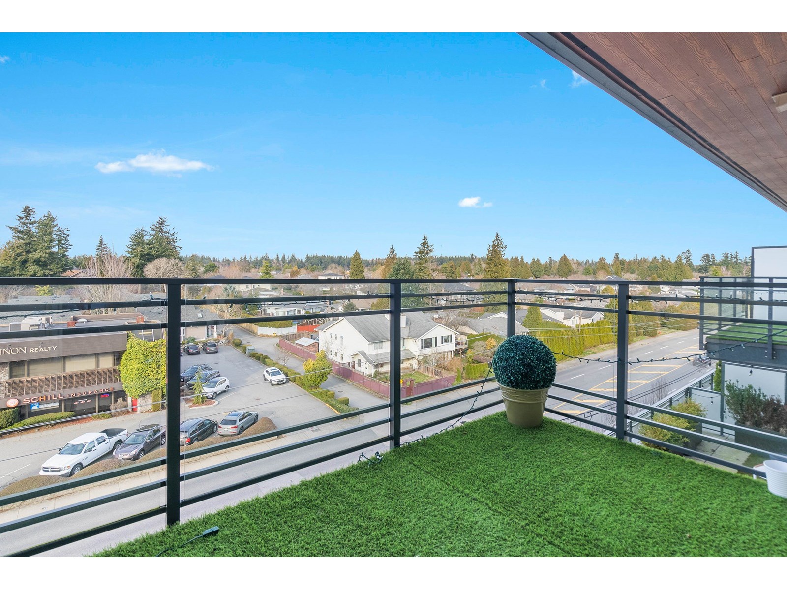 Listing Picture 14 of 40 : 501 14022 NORTH BLUFF ROAD, White Rock - 魯藝地產 Yvonne Lu Group - MLS Medallion Club Member