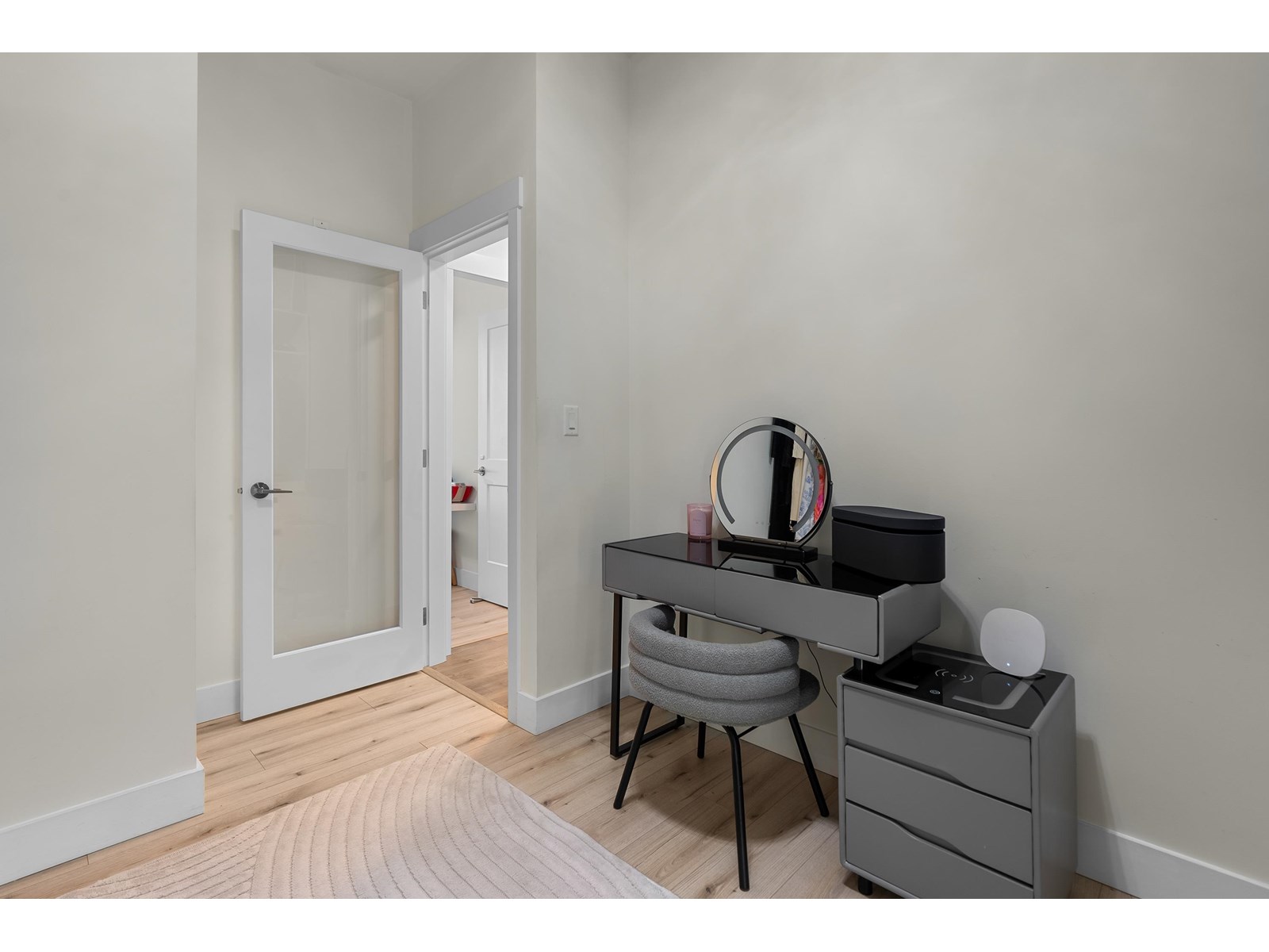 Listing Picture 29 of 40 : 501 14022 NORTH BLUFF ROAD, White Rock - 魯藝地產 Yvonne Lu Group - MLS Medallion Club Member