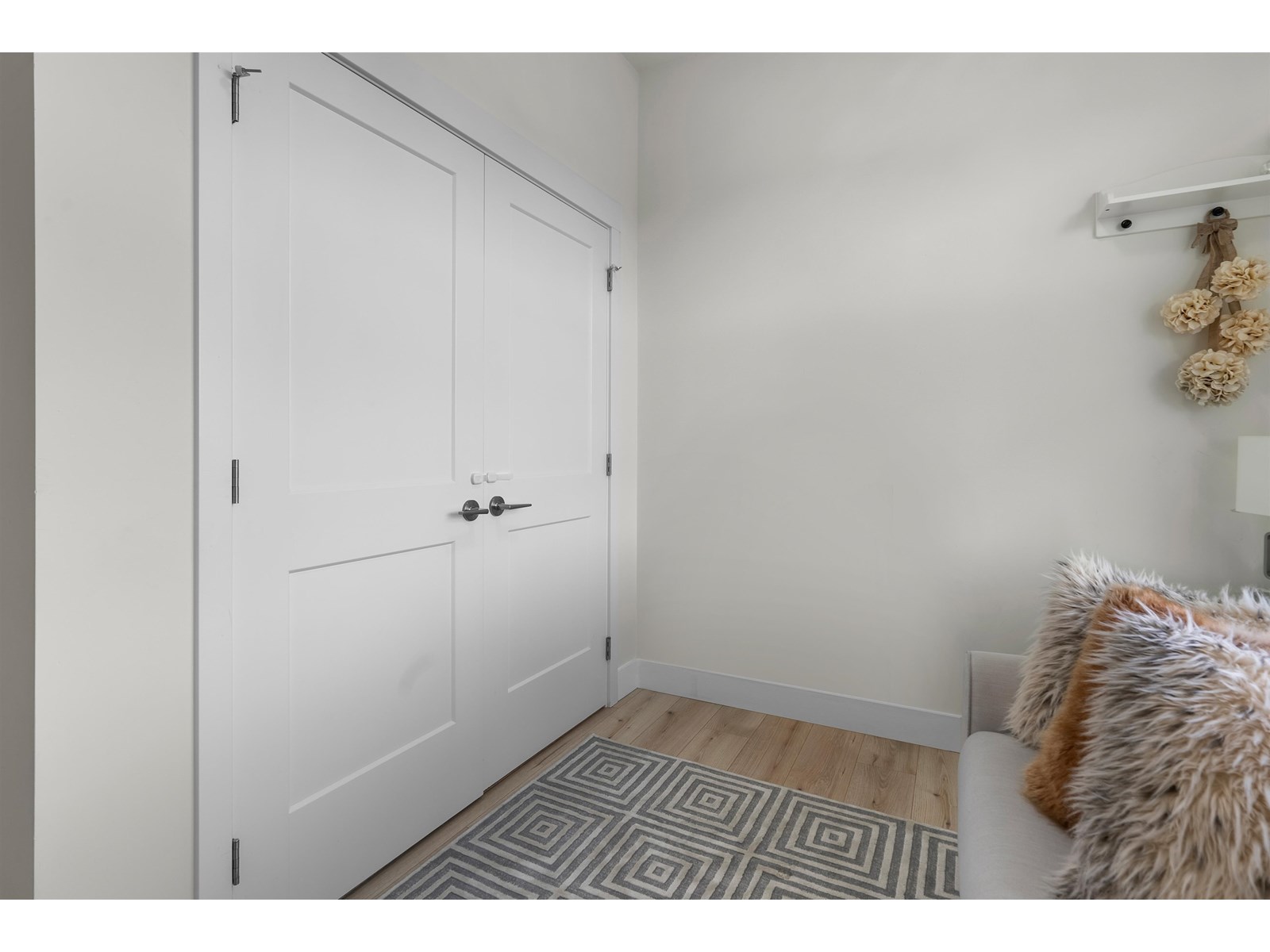 Listing Picture 28 of 40 : 501 14022 NORTH BLUFF ROAD, White Rock - 魯藝地產 Yvonne Lu Group - MLS Medallion Club Member