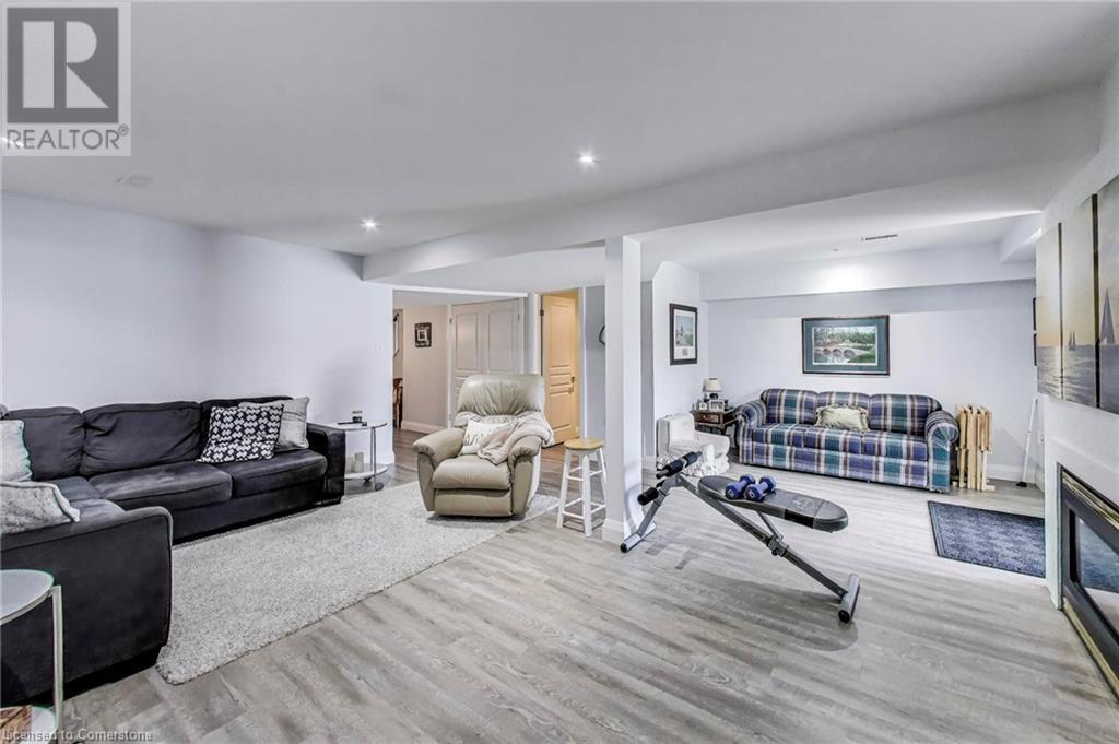145 Edgewater Drive Unit# 22, Stoney Creek, Ontario  L8E 5W6 - Photo 31 - 40742641