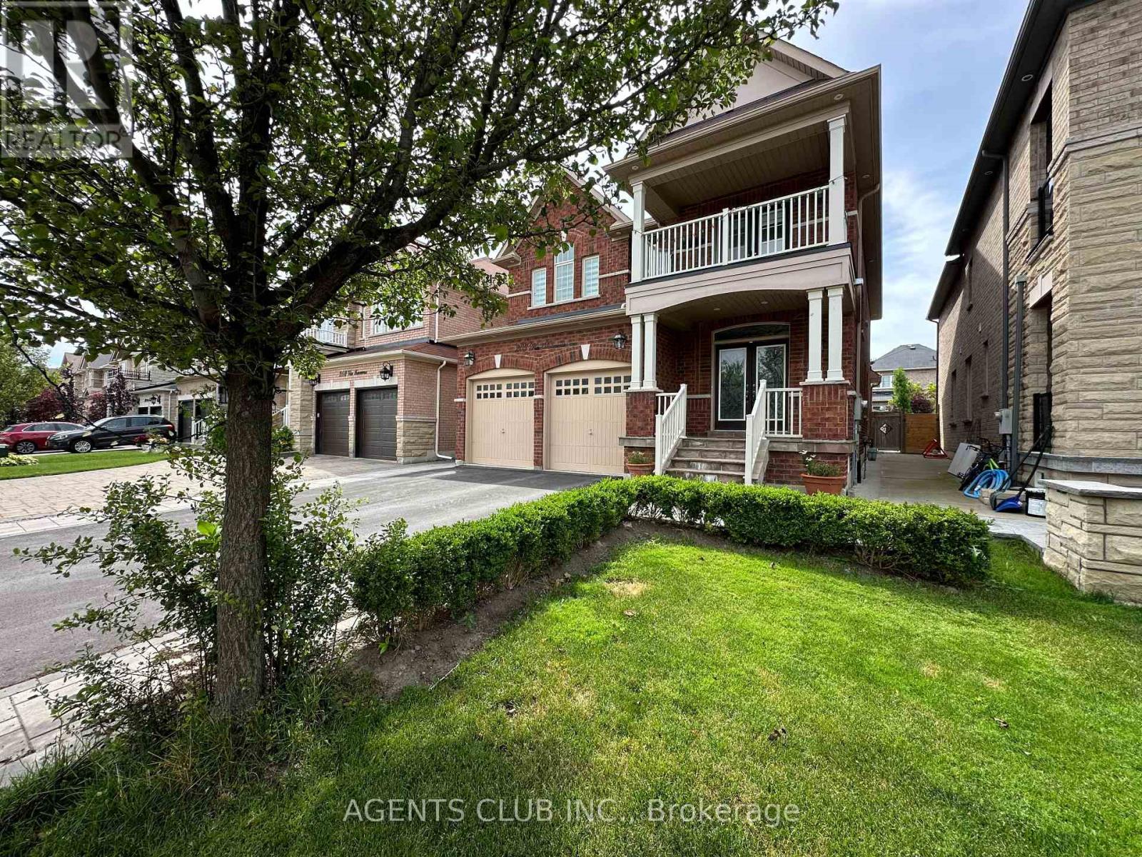 Property at 205 VIA TOSCANA image 2