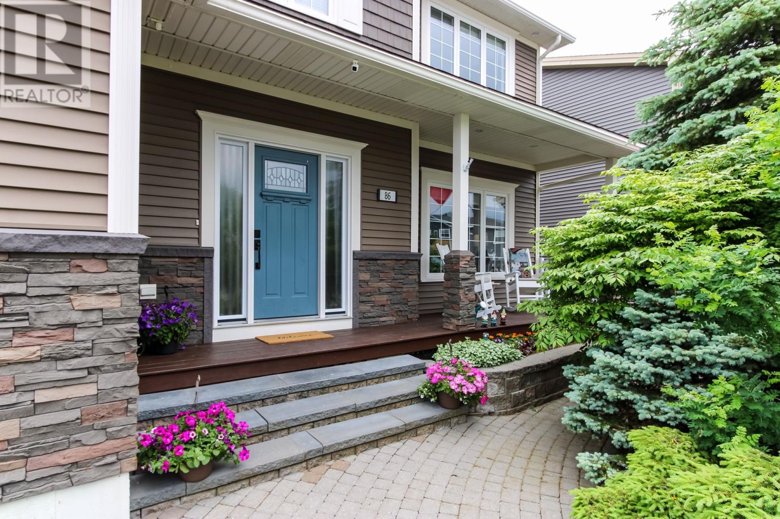 Property at 86 Castors Drive image 2
