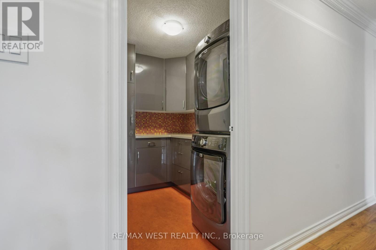 3b - 256 Jarvis Street, Toronto, Ontario  M5B 2J4 - Photo 10 - C12242371