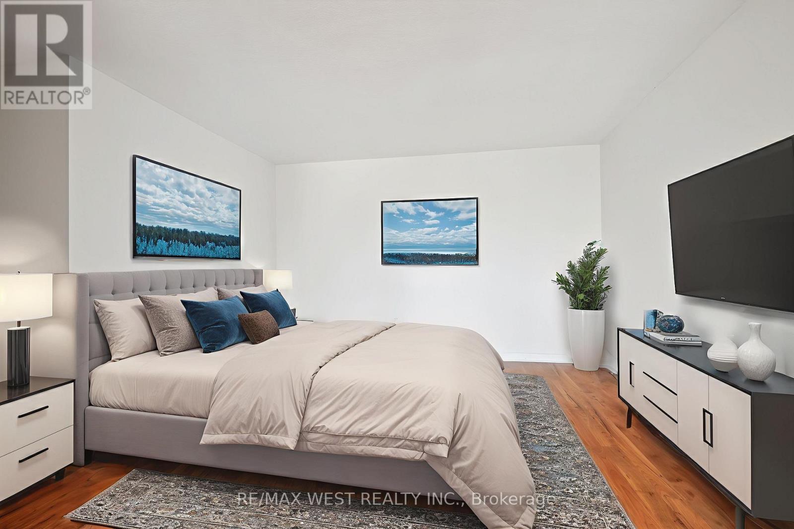 3b - 256 Jarvis Street, Toronto, Ontario  M5B 2J4 - Photo 6 - C12242371