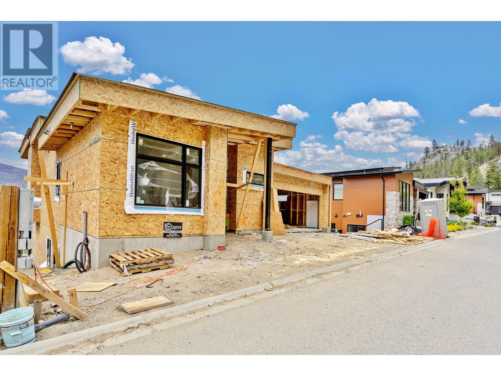 573 Clifton Court, Kelowna, British Columbia  V1V 0B7 - Photo 5 - 10352097