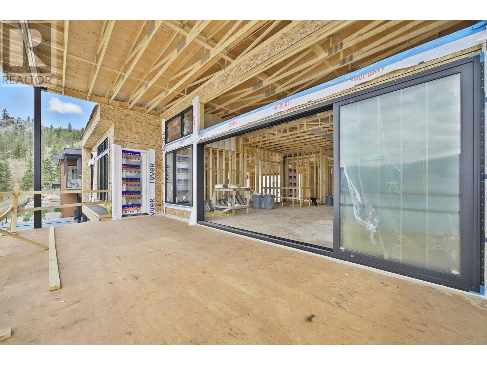 573 Clifton Court, Kelowna, British Columbia  V1V 0B7 - Photo 7 - 10352097