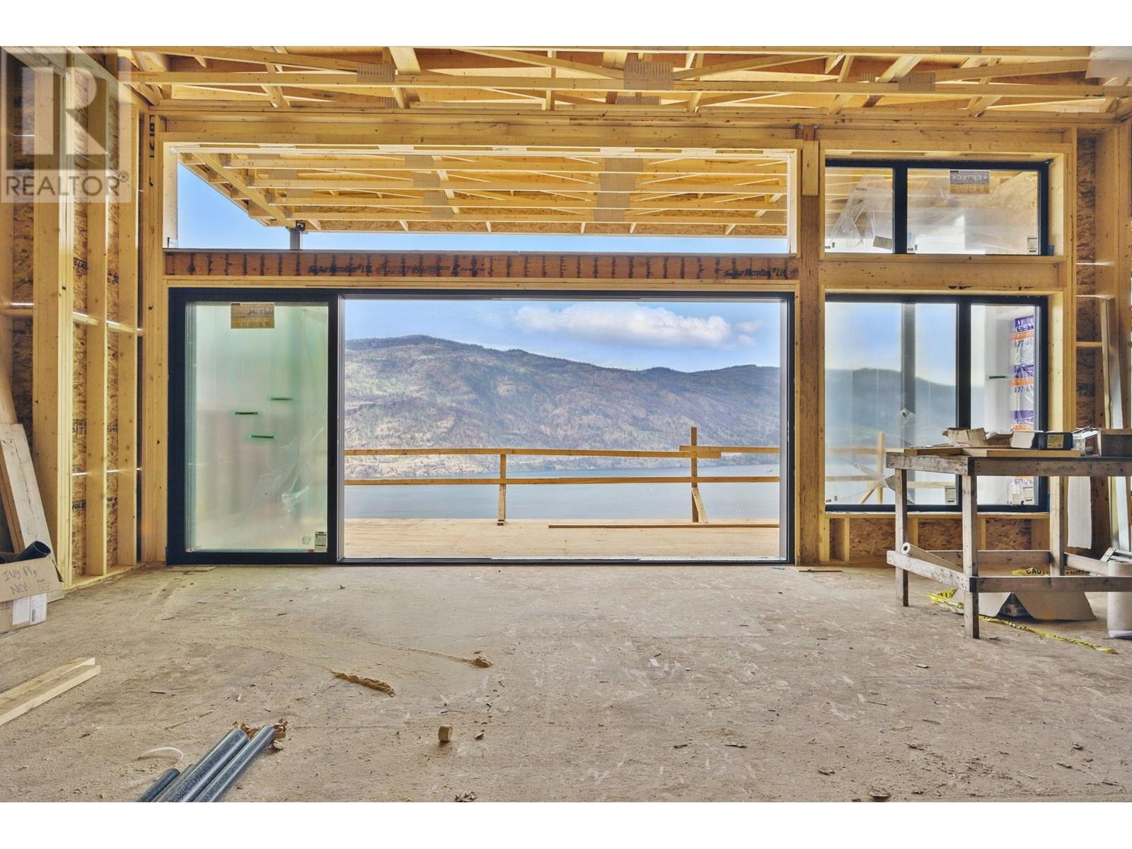 573 Clifton Court, Kelowna, British Columbia  V1V 0B7 - Photo 9 - 10352097