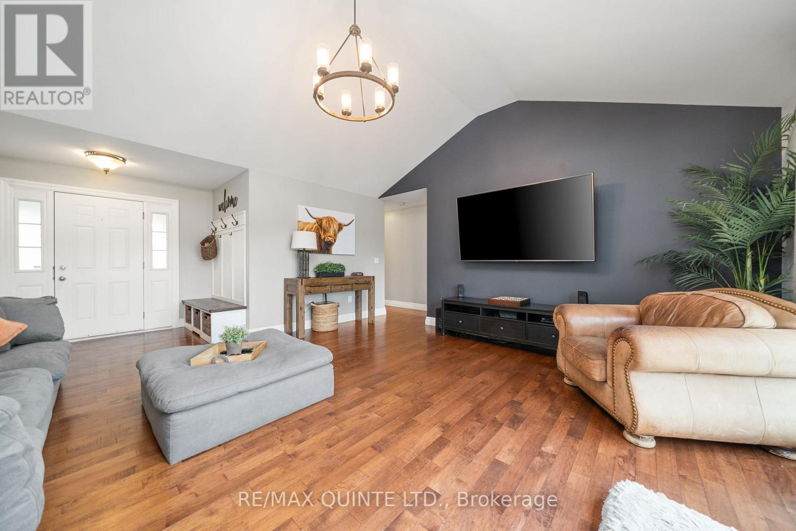 27 Charles Road, Tweed, Ontario  K0K 3J0 - Photo 10 - X12242483