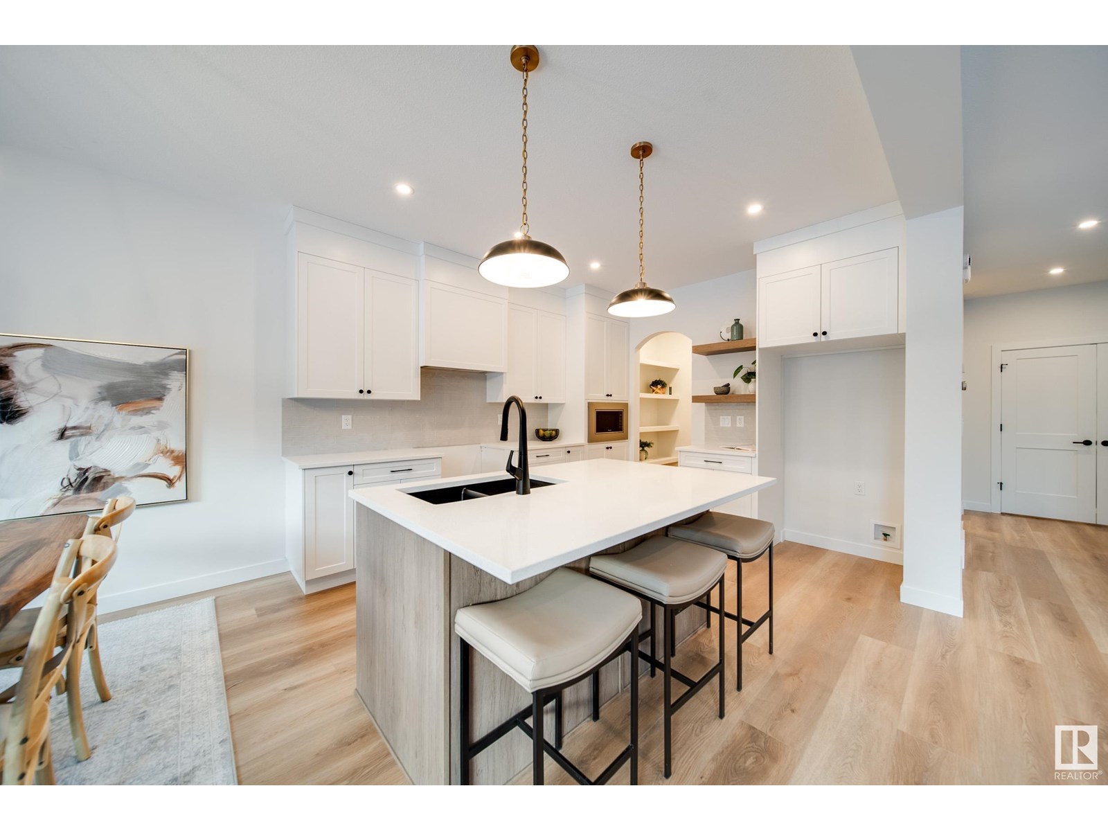 Property at 2 Cloutier CL image 4