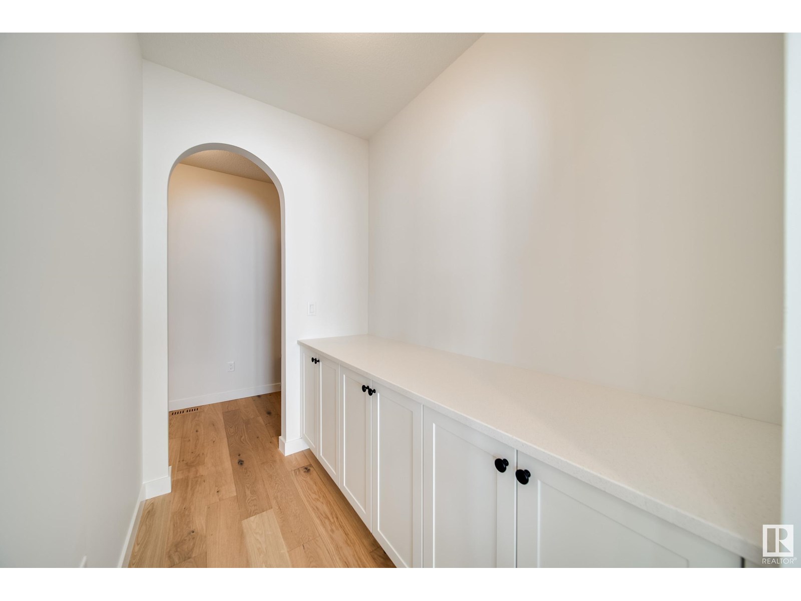 2 Cloutier Cl, St. Albert, Alberta  T8T 2C9 - Photo 6 - E4444036