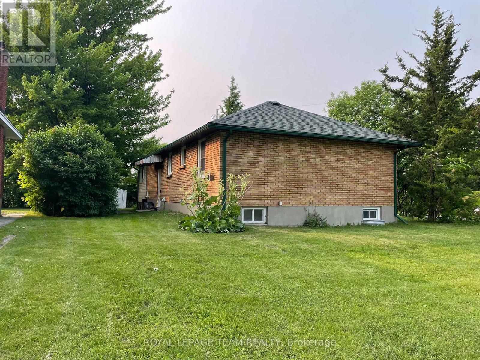 Property at 16 BROOK LANE image 3