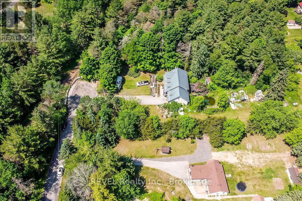 31 Pine River Road, Essa, Ontario  L0M 1B2 - Photo 5 - N12242482
