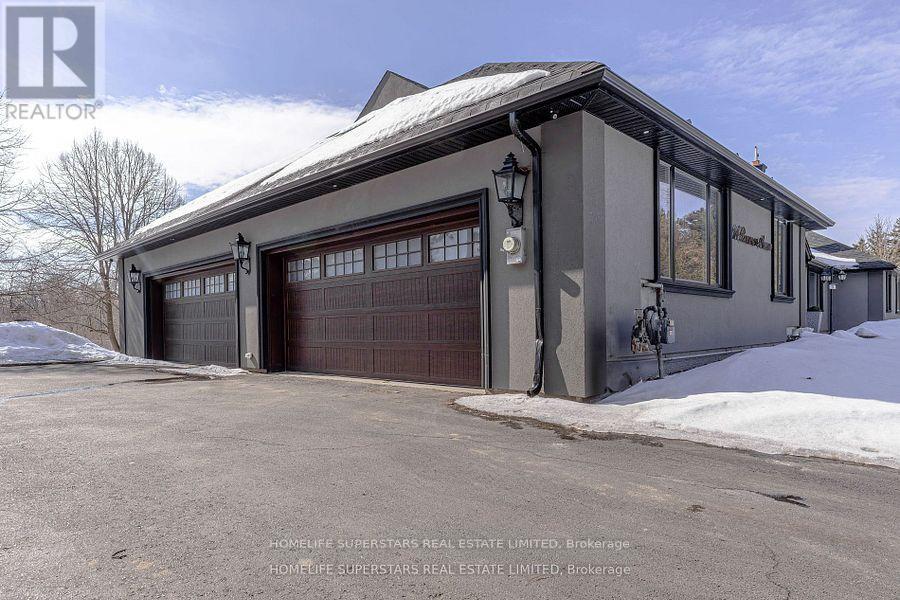 Property at 14 BOWMAN AVENUE image 4