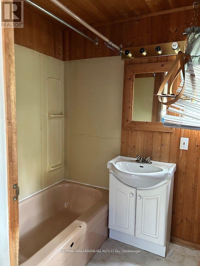 Property at 190 FRUITLAND ROAD image 5