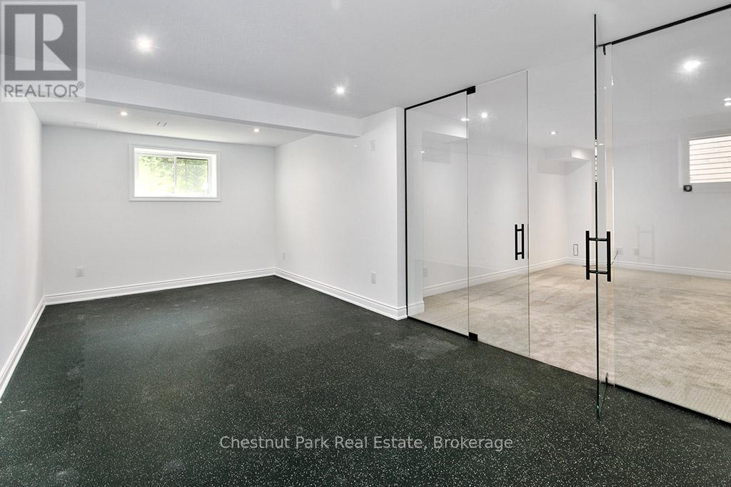 2237 Shore Lane, Wasaga Beach, Ontario  L9Y 2X7 - Photo 30 - S12242523