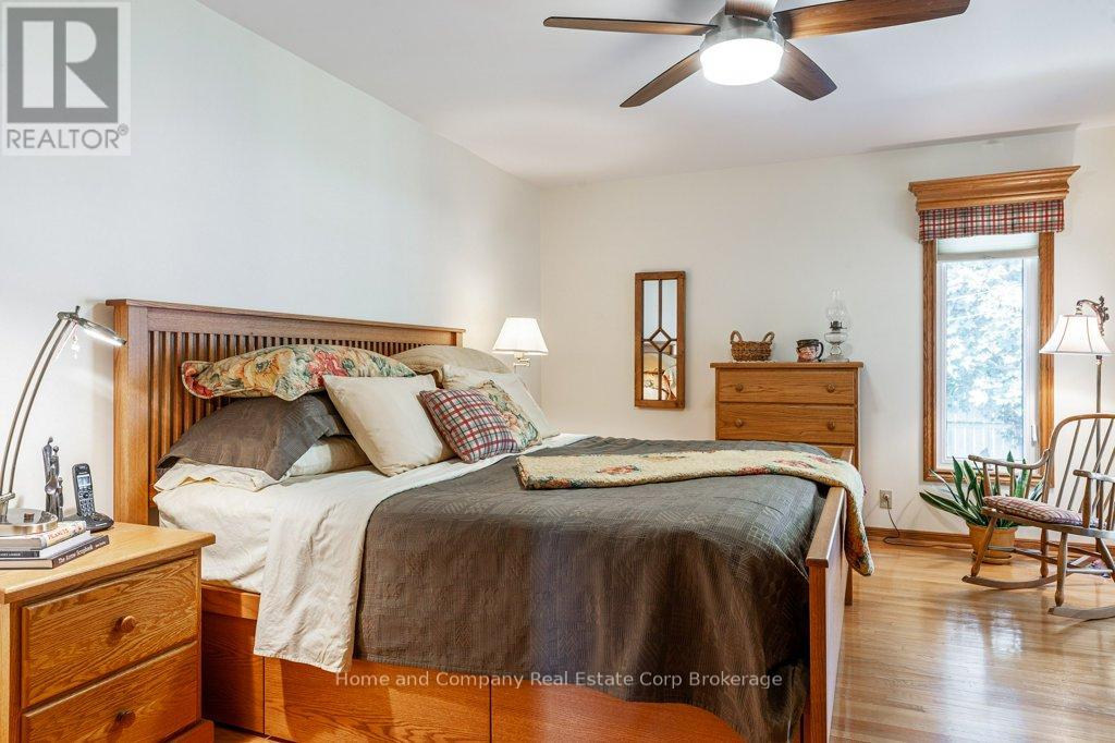 28 Burritt Street, Stratford, Ontario  N5A 4W7 - Photo 13 - X12242418