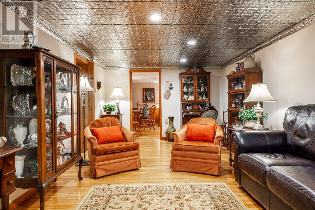 28 Burritt Street, Stratford, Ontario  N5A 4W7 - Photo 19 - X12242418