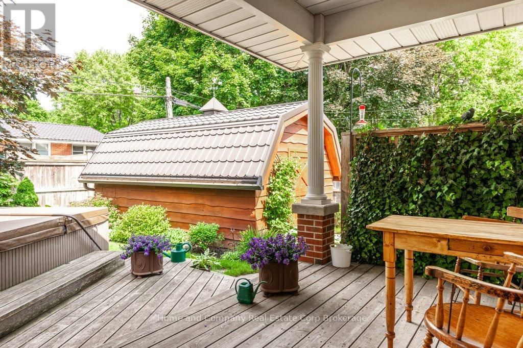 28 Burritt Street, Stratford, Ontario  N5A 4W7 - Photo 25 - X12242418