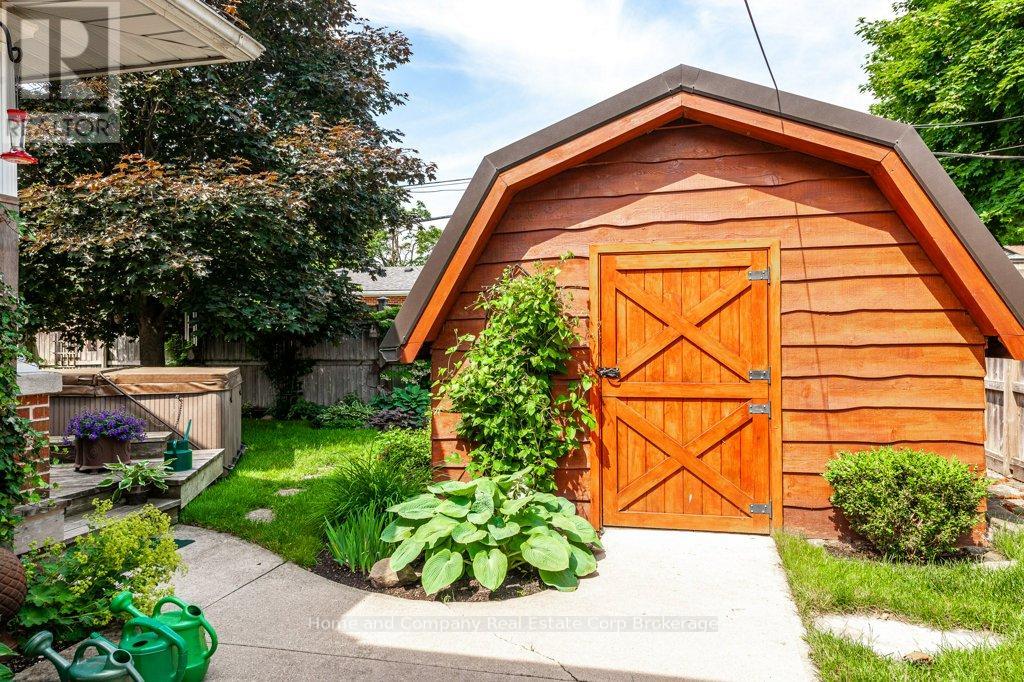 28 Burritt Street, Stratford, Ontario  N5A 4W7 - Photo 26 - X12242418