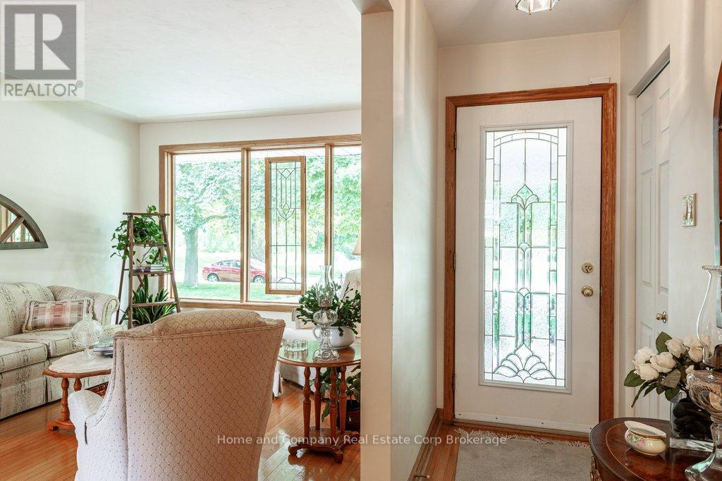 Property at 28 BURRITT STREET image 3