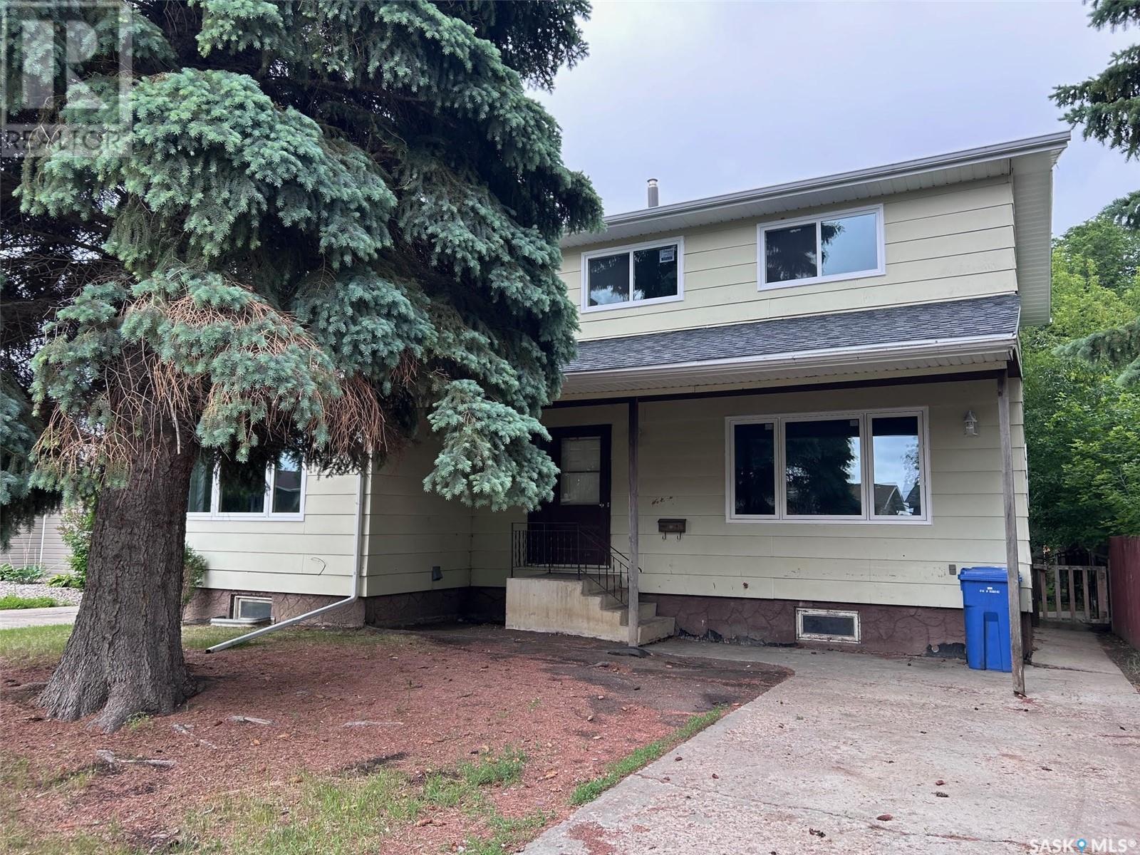 B 11357 Clark DRIVE, north battleford, Saskatchewan