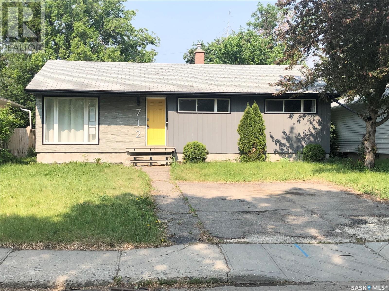 712 Empress Street, Regina, Saskatchewan  S4T 5C8 - Photo 1 - SK010563