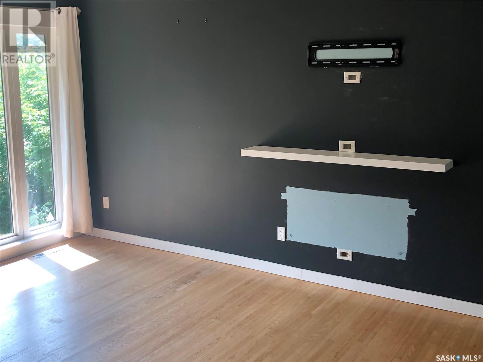 712 Empress Street, Regina, Saskatchewan  S4T 5C8 - Photo 3 - SK010563