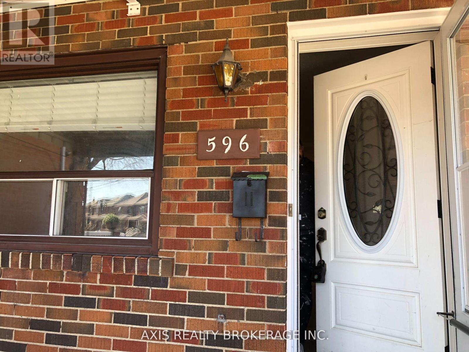 Property at 596 GLENHOLME AVENUE image 4