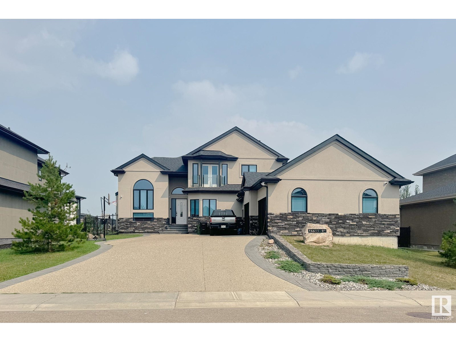 16611 9 St NE, Edmonton, Alberta