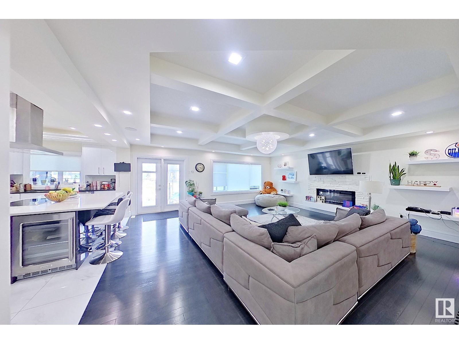 Property at 16611 9 St NE image 1