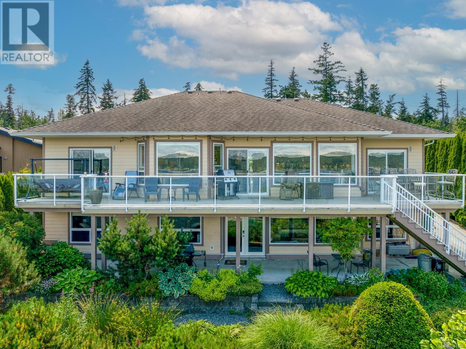 6800 Buckley Bay Frontage Rd, Fanny Bay, British Columbia  V0R 1W0 - Photo 15 - 1004388