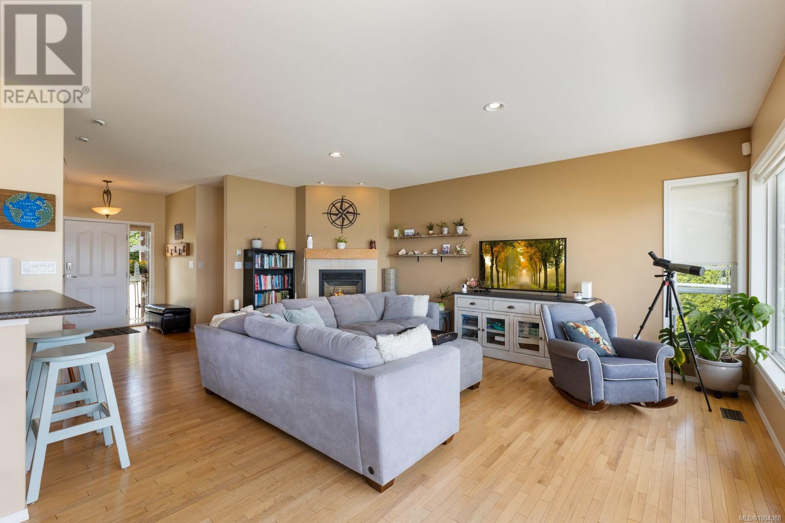 6800 Buckley Bay Frontage Rd, Fanny Bay, British Columbia  V0R 1W0 - Photo 24 - 1004388