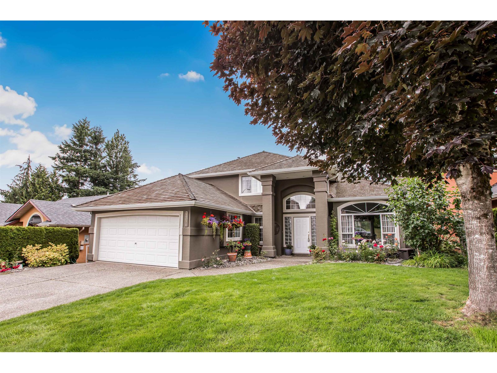 Property at 33071 HAWTHORNE AVENUE image 2