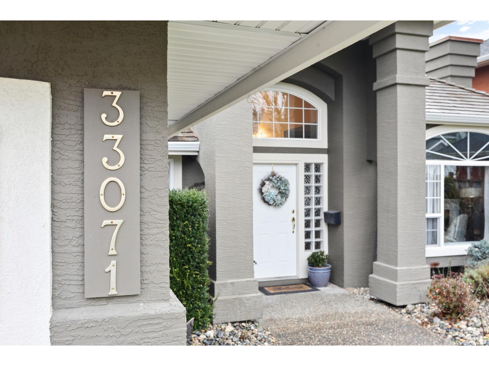 Property at 33071 HAWTHORNE AVENUE image 3