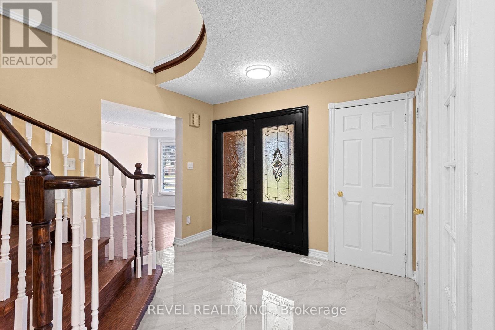 Property at 1005 SANDCLIFF DRIVE image 4