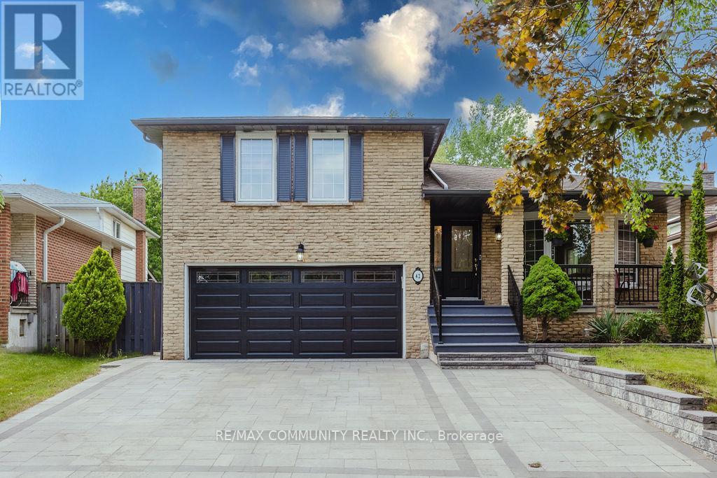 Property at 42 SATCHELL BOULEVARD image 1