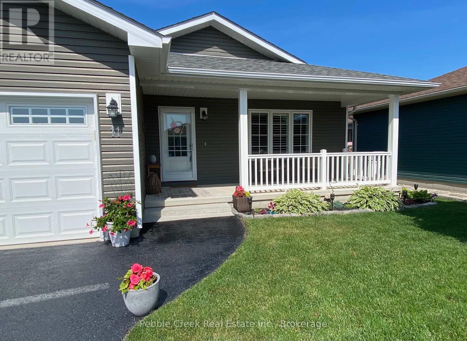 11 Windward Way N, Ashfield-Colborne-Wawanosh, Ontario  N7A 0B2 - Photo 2 - X12132134