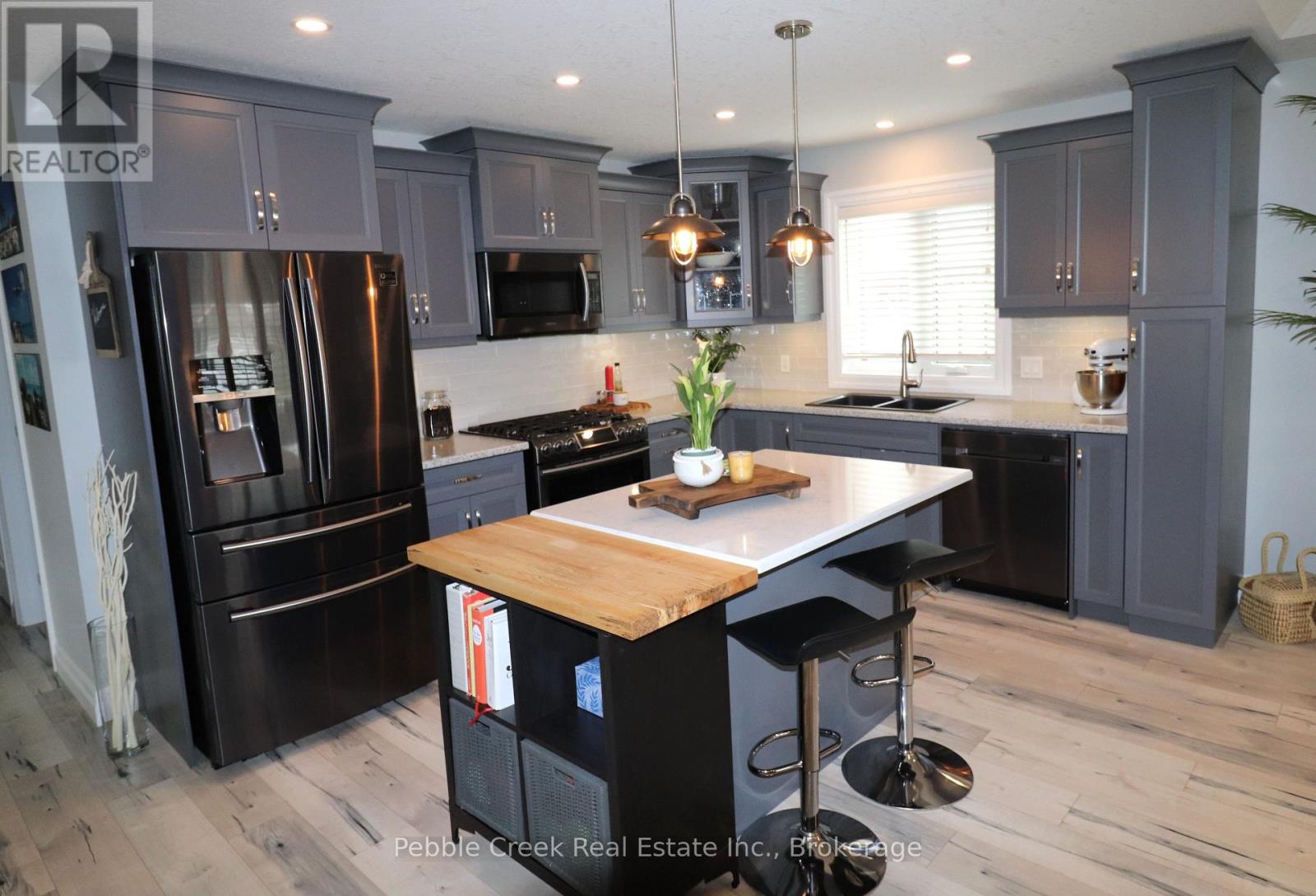 11 Windward Way N, Ashfield-Colborne-Wawanosh, Ontario  N7A 0B2 - Photo 5 - X12132134