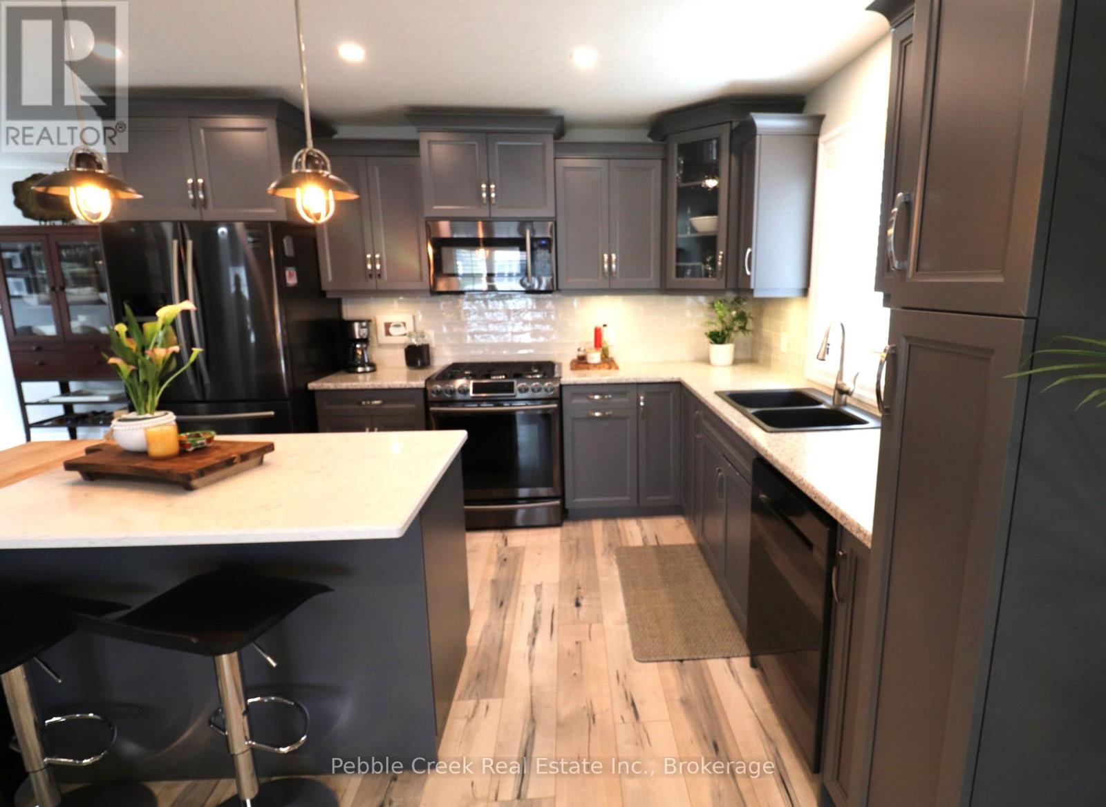 11 Windward Way N, Ashfield-Colborne-Wawanosh, Ontario  N7A 0B2 - Photo 6 - X12132134