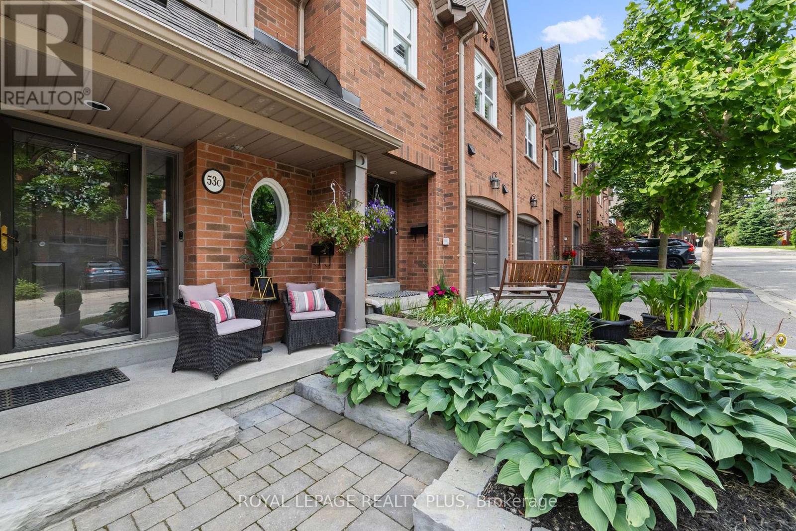 Property at 53C - 928 QUEEN STREET W image 2