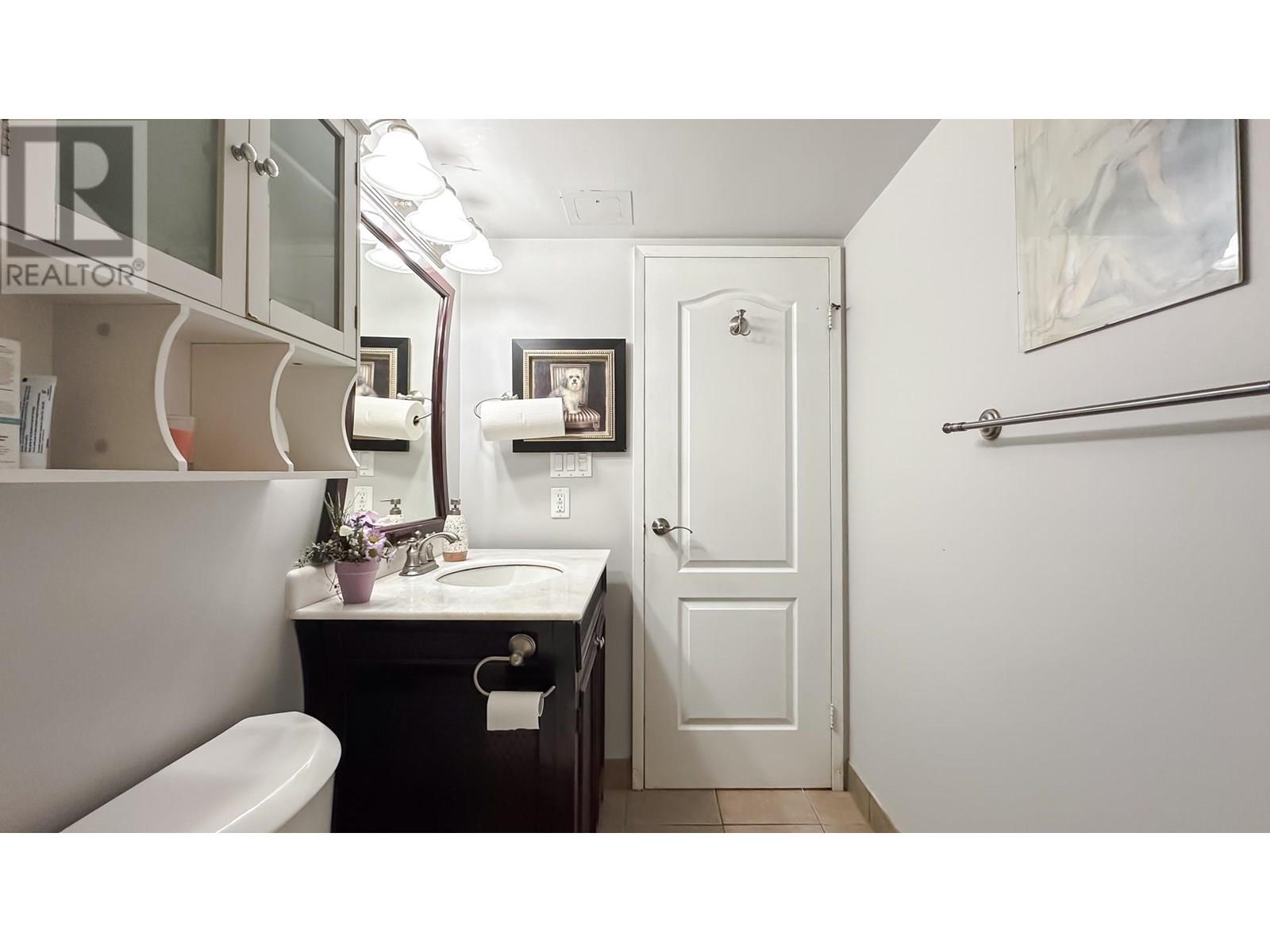 605 555 13th Street, West Vancouver, British Columbia  V7T 2N8 - Photo 17 - R3018498