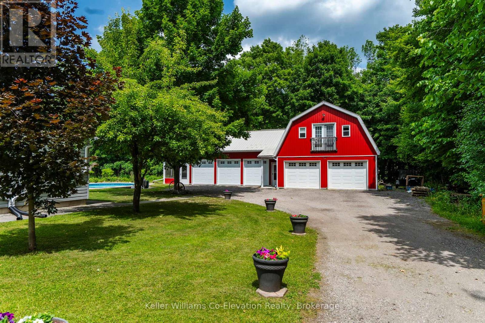 2185 Old Fort Road, Tay, Ontario  L4R 4K3 - Photo 2 - S12236592