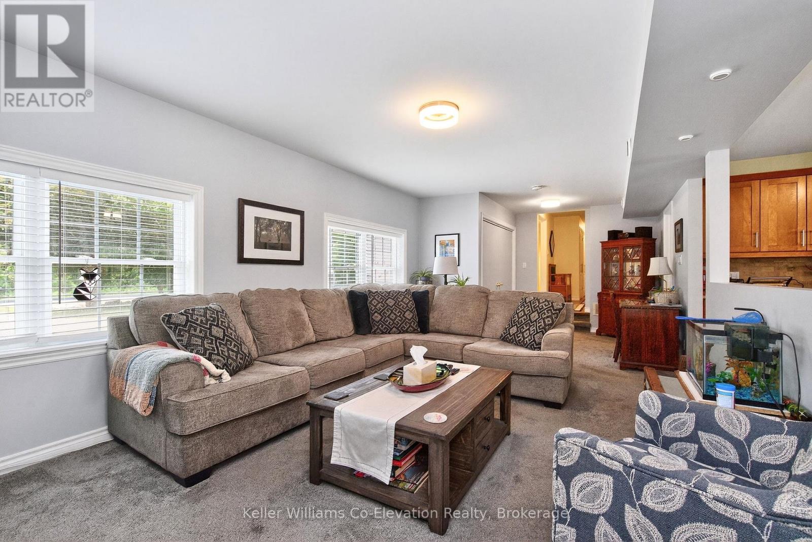 2185 Old Fort Road, Tay, Ontario  L4R 4K3 - Photo 5 - S12236592