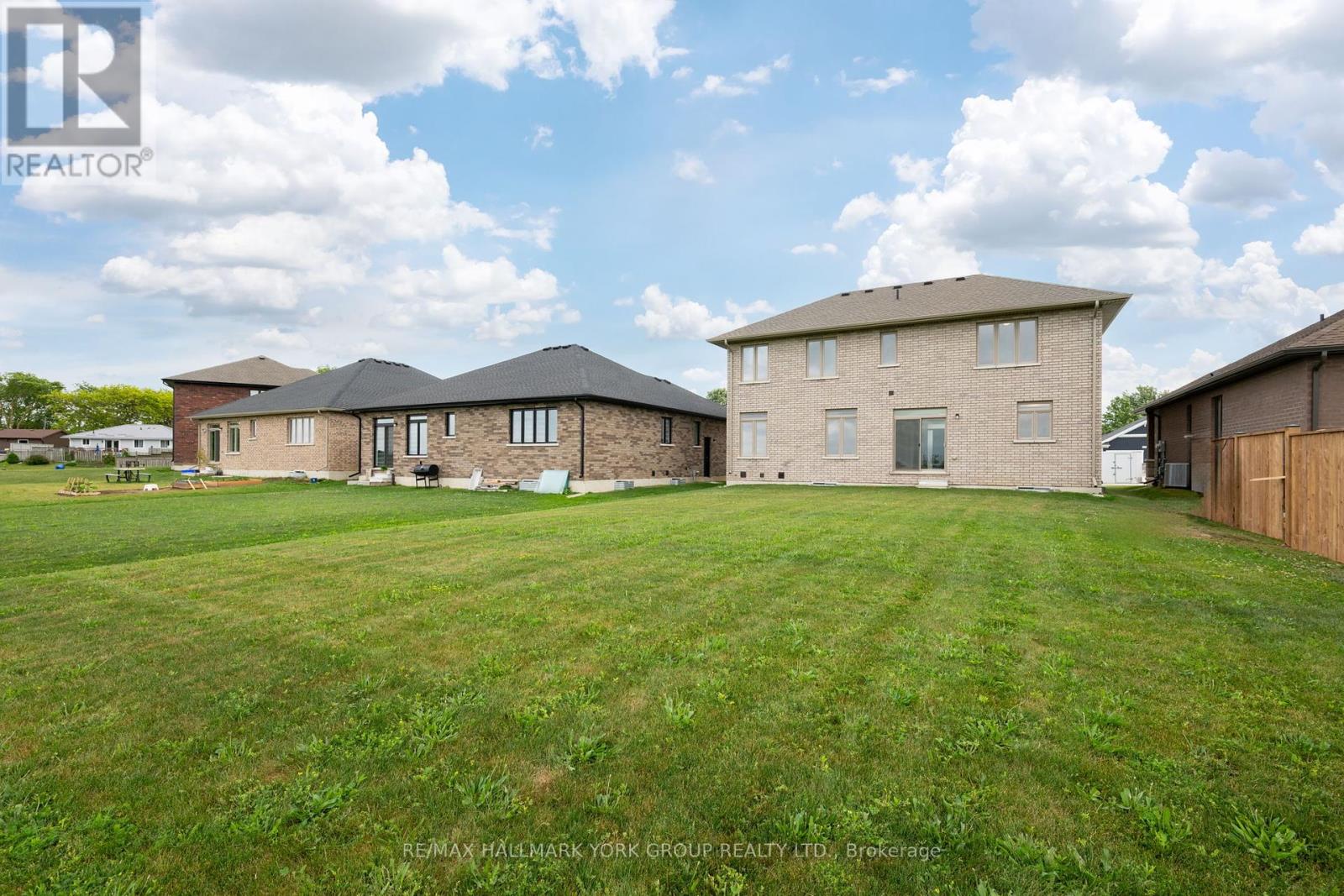 246 Leitch Street, Dutton/dunwich (Dutton), Ontario  N0L 1J0 - Photo 33 - X12242529