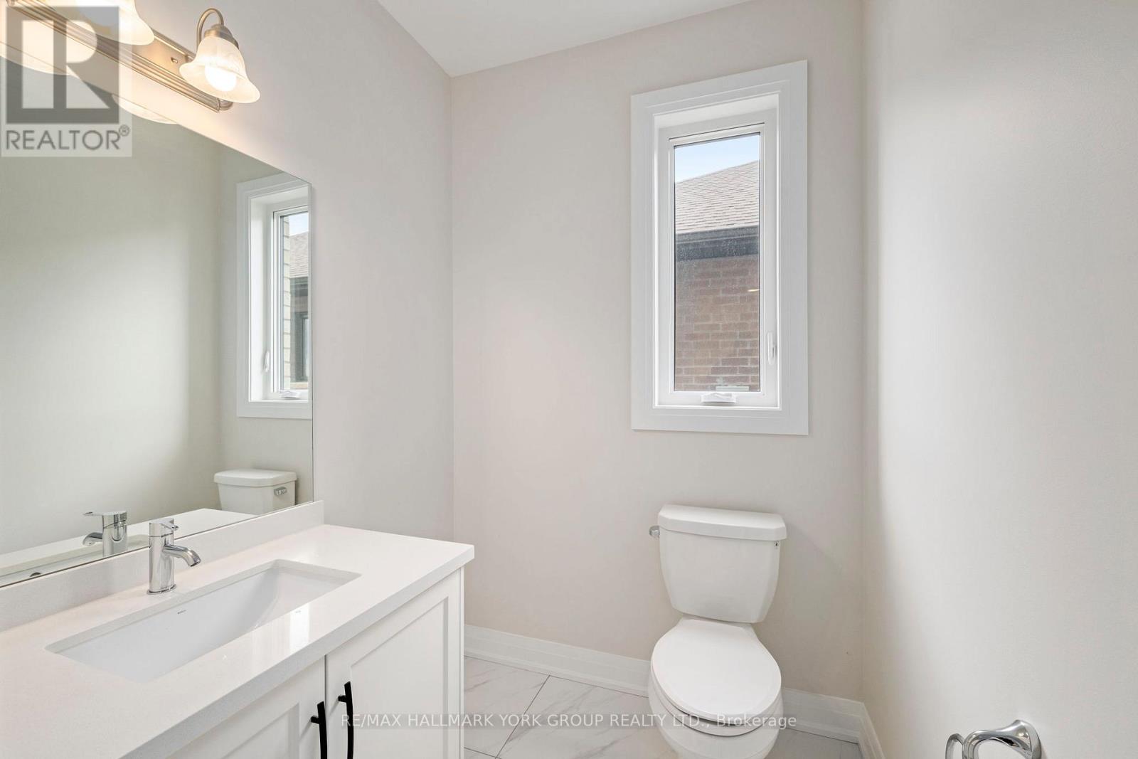 246 Leitch Street, Dutton/dunwich (Dutton), Ontario  N0L 1J0 - Photo 8 - X12242529