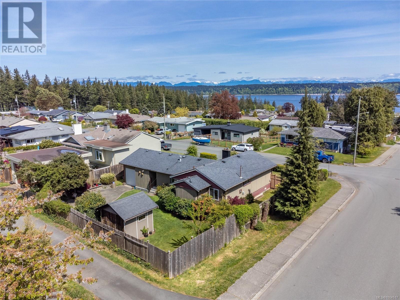 Property at 300 McCarthy St image 3