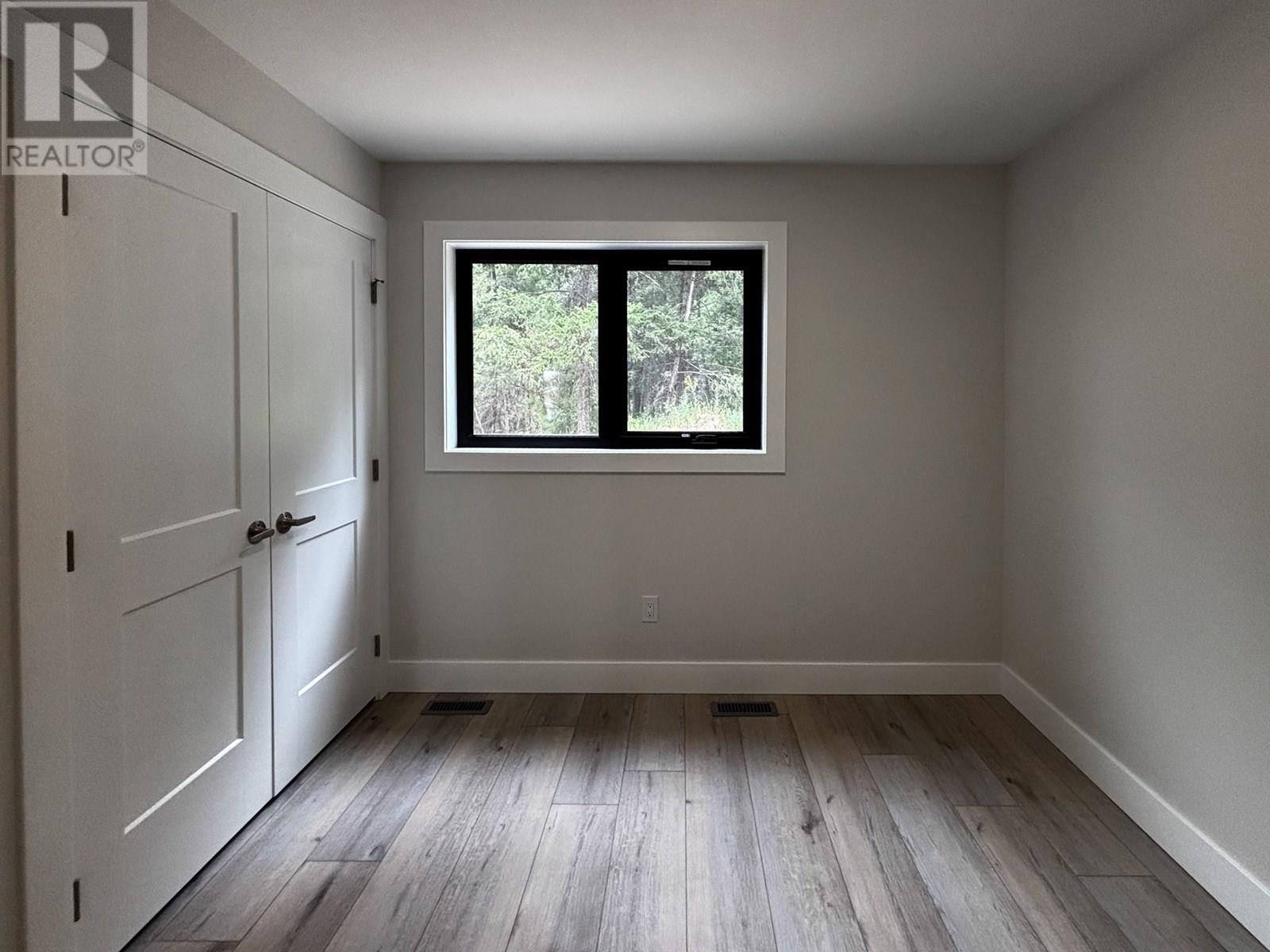 1938 Foxwood Trail Unit# 2, Windermere, British Columbia  V0B 2L2 - Photo 22 - 10348195
