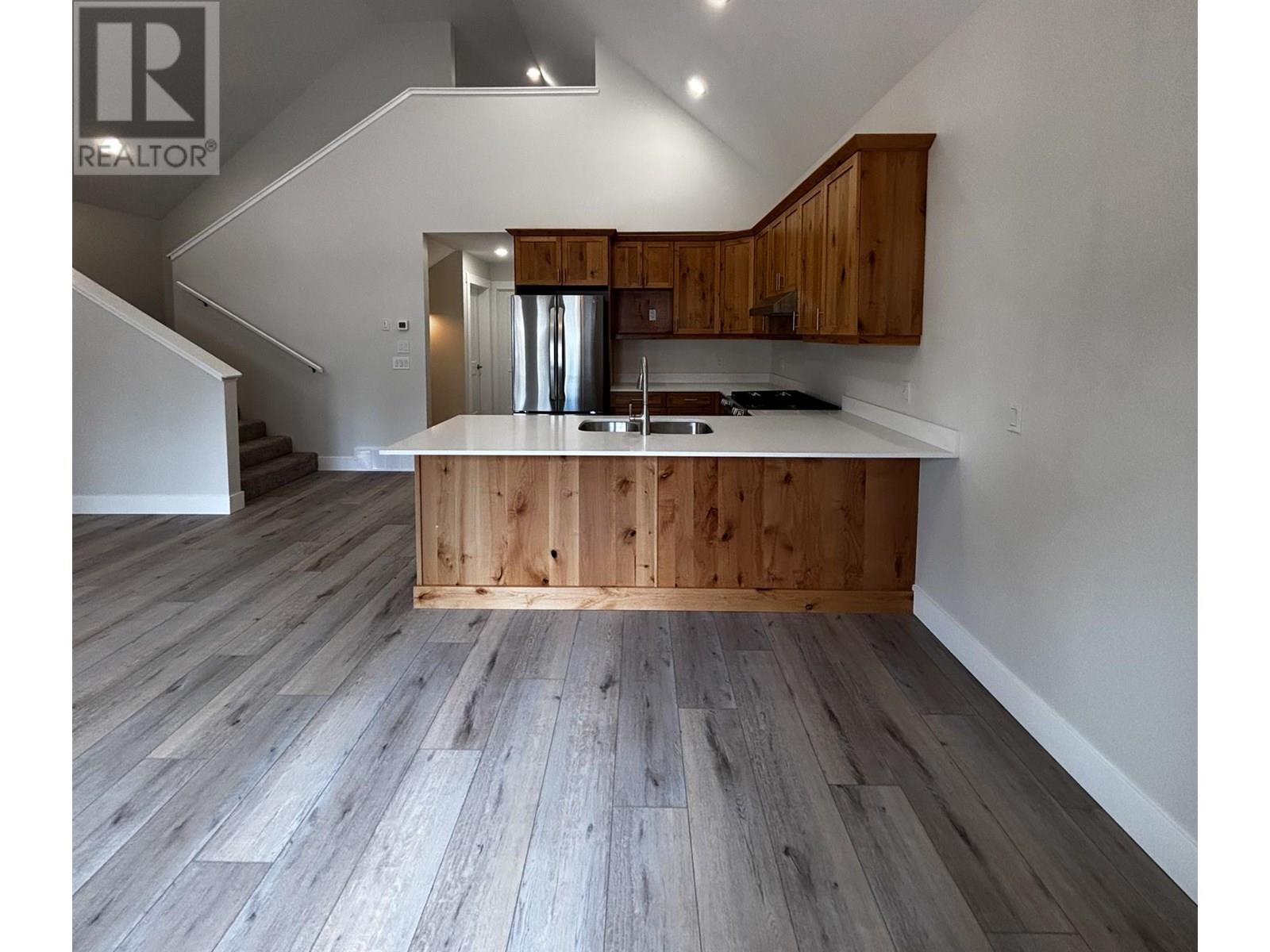 1938 Foxwood Trail Unit# 2, Windermere, British Columbia  V0B 2L2 - Photo 10 - 10348195
